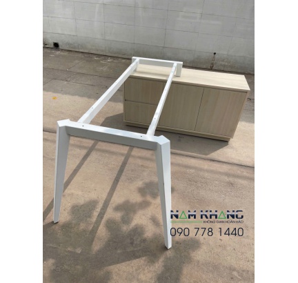 Bàn Giám Đốc BGĐ-03