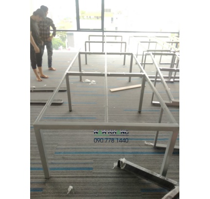 Hình ảnh bàn giao chân bàn