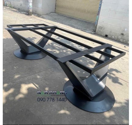 Chân bàn họp NK-43