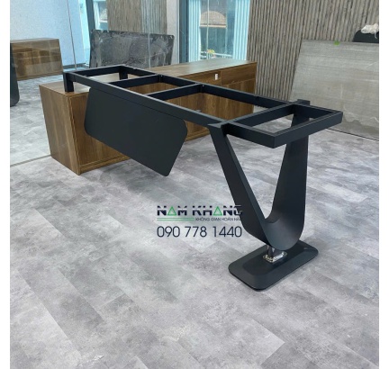 Bàn Giám Đốc -32