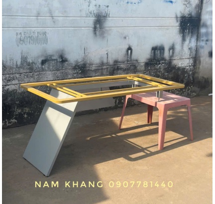 Bàn Giám Đốc - 40