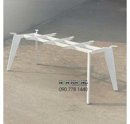 Gia công chân bàn ăn : Code CBA-22