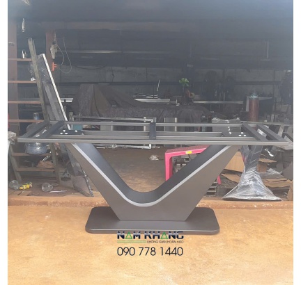 Gia công chân bàn ăn : Code CBA-100