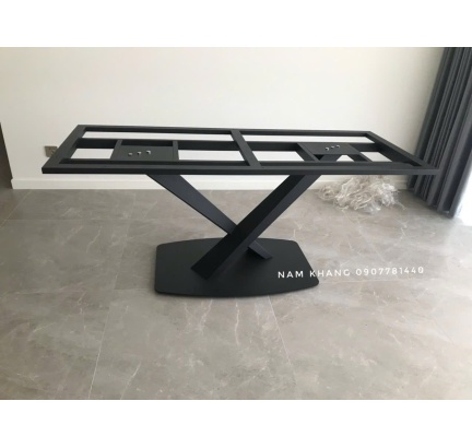 Gia công chân bàn ăn : Code CBA-06