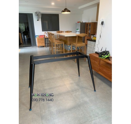 Gia công chân bàn ăn : Code CBA-17