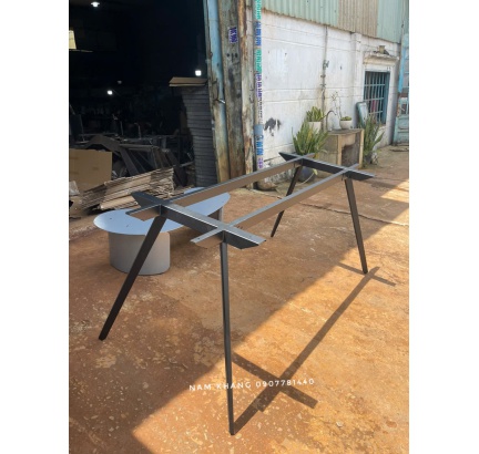 Chân bàn ăn CBA-111