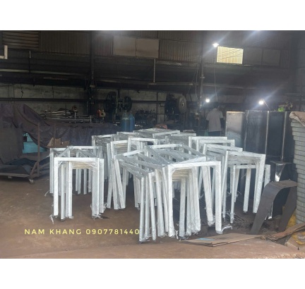 Hình ảnh bàn giao chân bàn