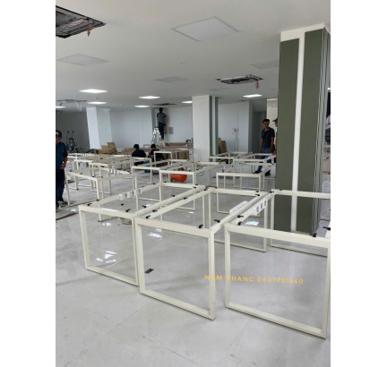 Hình ảnh bàn giao chân bàn