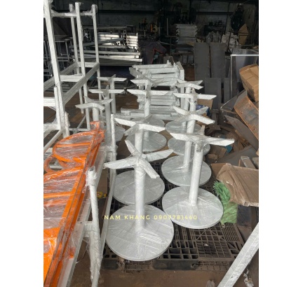 Hình ảnh bàn giao chân bàn