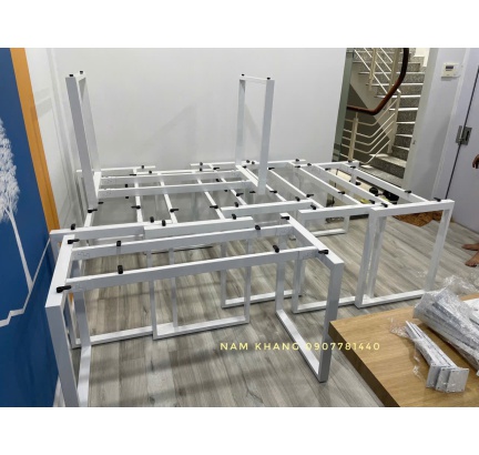 Hình ảnh bàn giao chân bàn