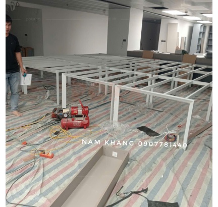 Hình ảnh bàn giao chân bàn