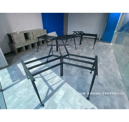 Hình ảnh bàn giao chân bàn