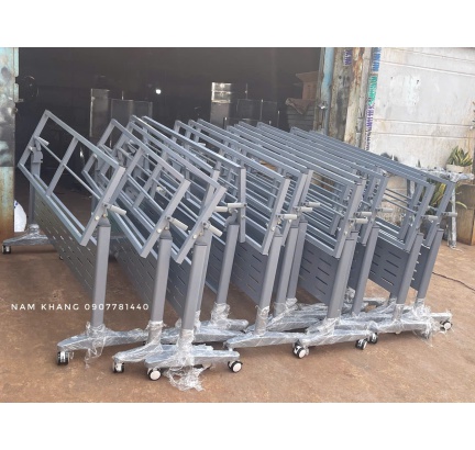 Hình ảnh bàn giao chân bàn