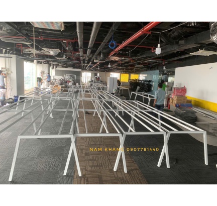 Hình ảnh bàn giao chân bàn